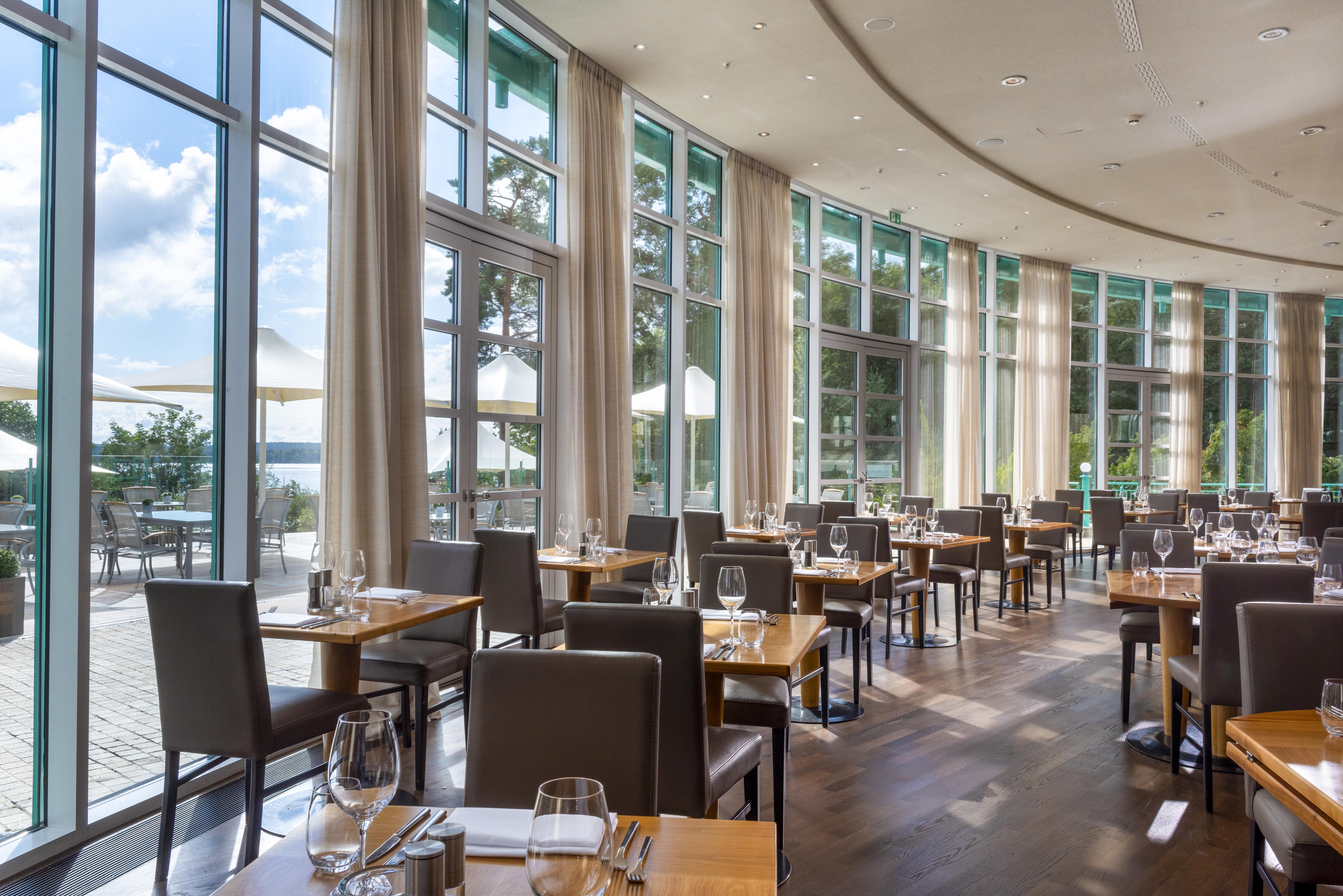 Precise Resort Бад-Заров Экстерьер фото Restaurant
